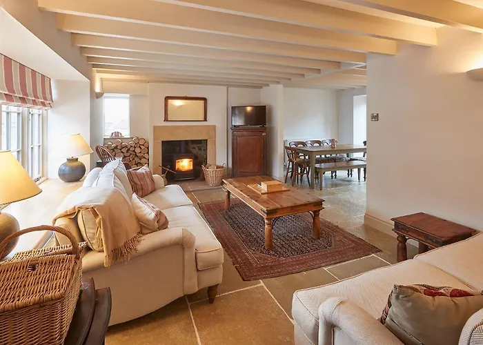 Host & Stay - The Cobbles
